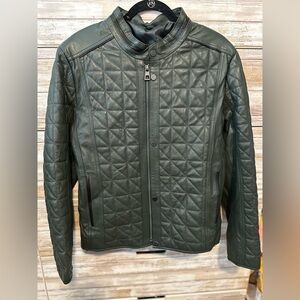 Imparelde green lamb skin jacket in perfect condition size XXL.Beautiful!!!!
